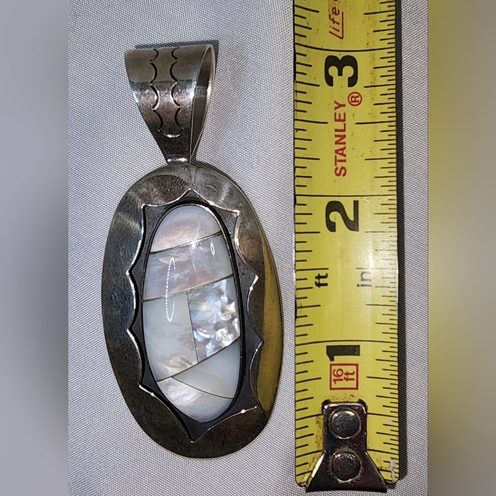 Vtg Sterling Silver DTR Mother of Pearl Inlay shadow box style Pendant - Picture 8 of 11